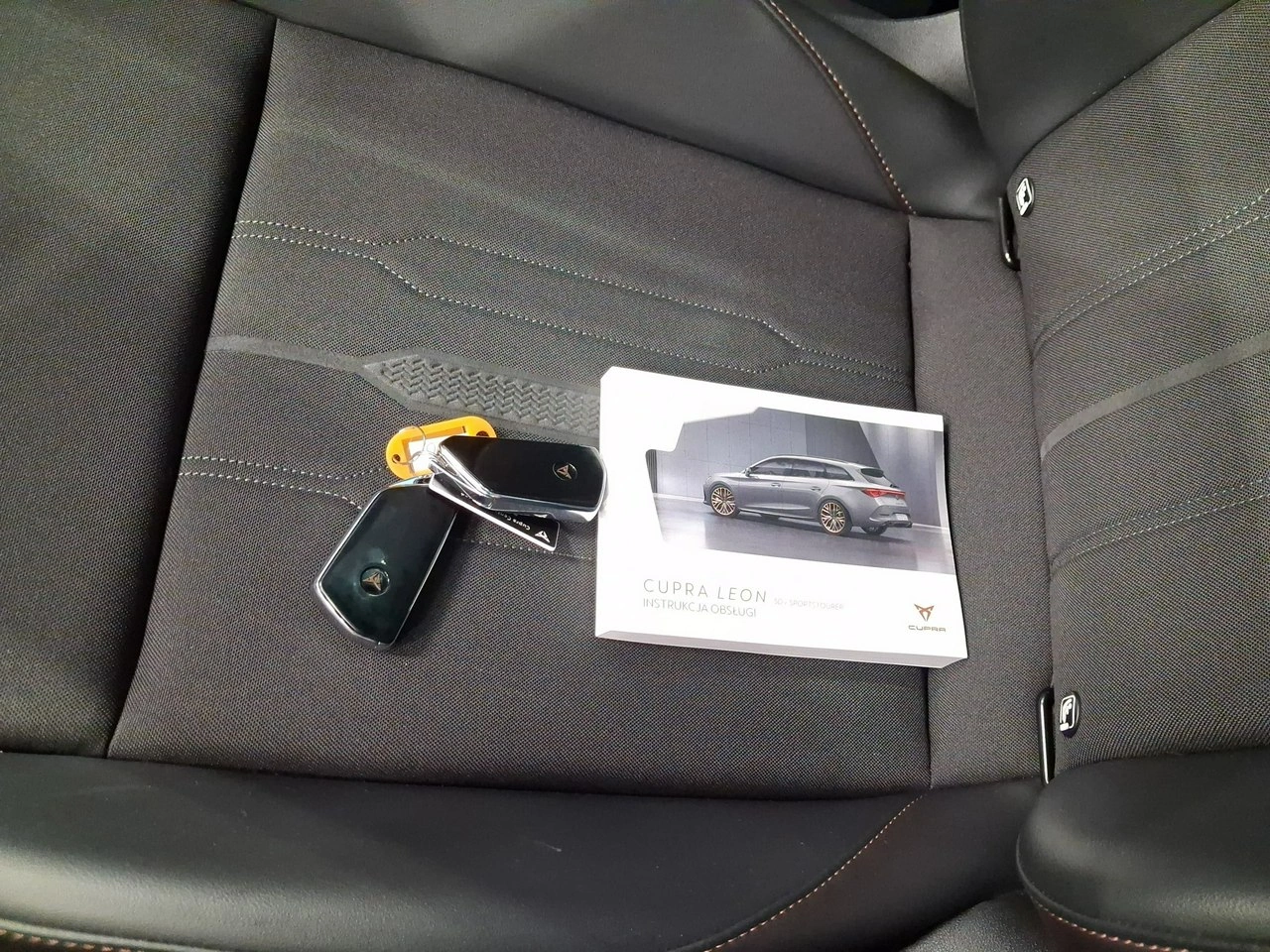 Cupra Leon Sportstourer - Zdjęcie 39