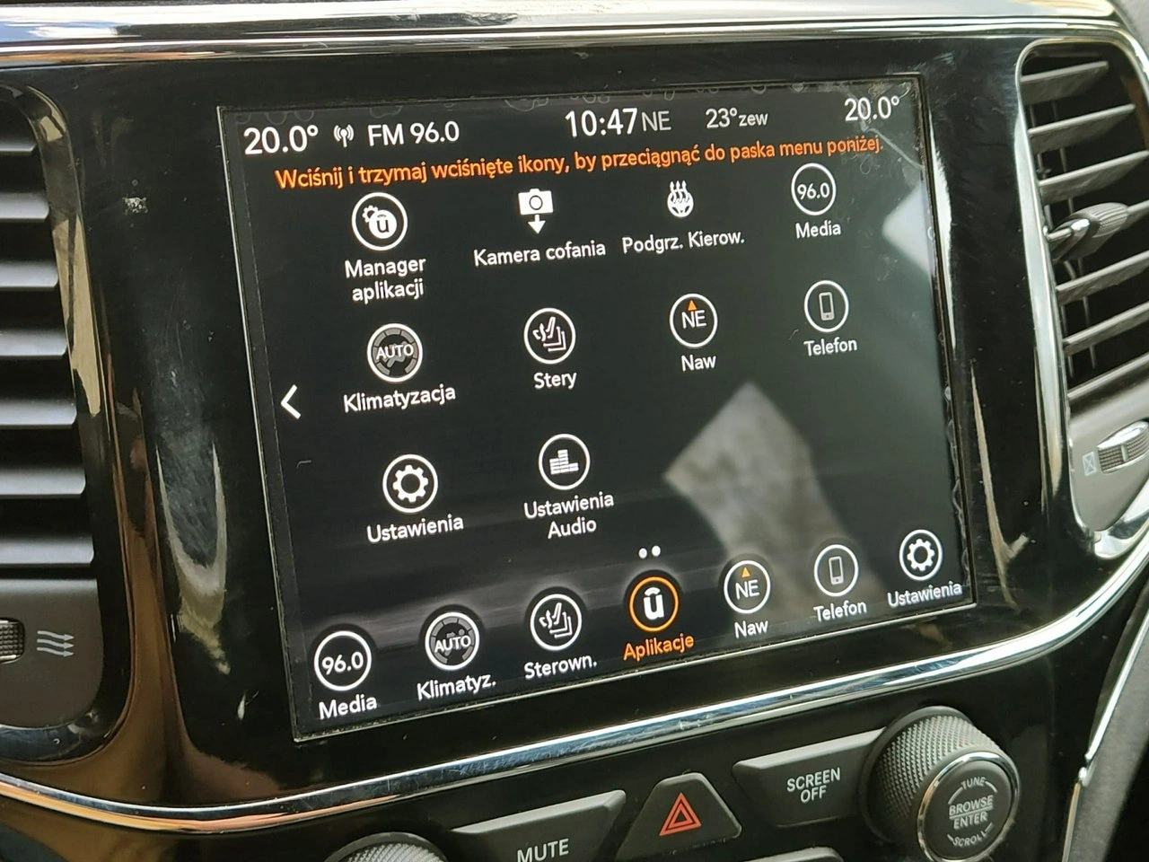 Jeep Grand Cherokee - Zdjęcie 16