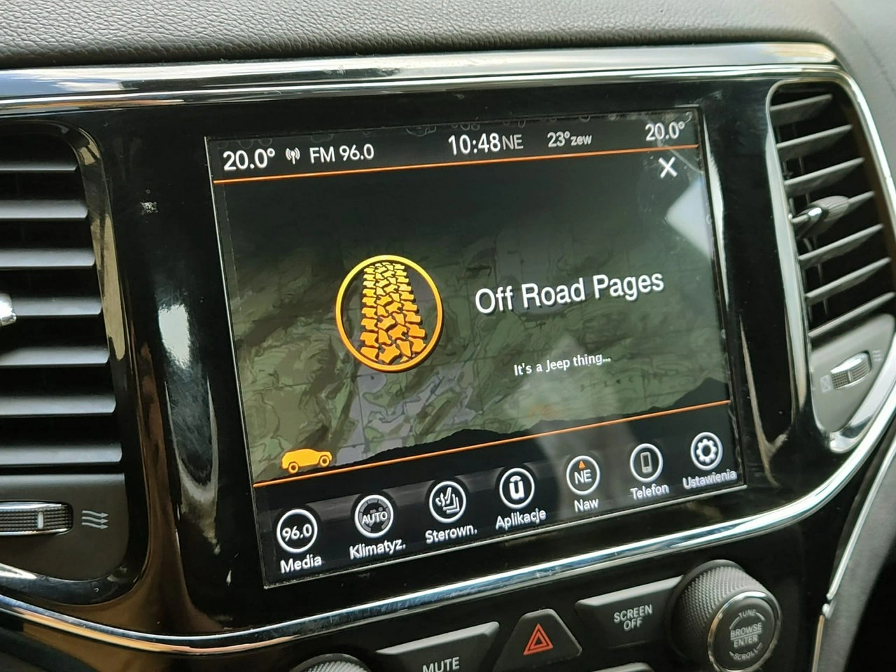 Jeep Grand Cherokee - Zdjęcie 17