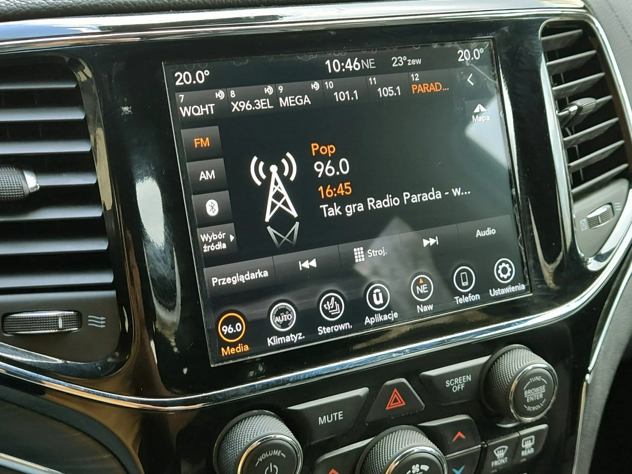 Jeep Grand Cherokee - Zdjęcie 23