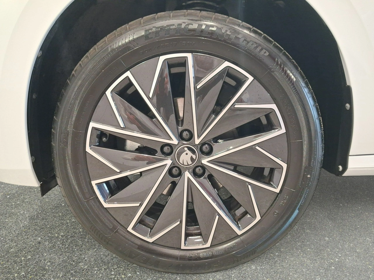 Skoda Kamiq - Zdjęcie 9