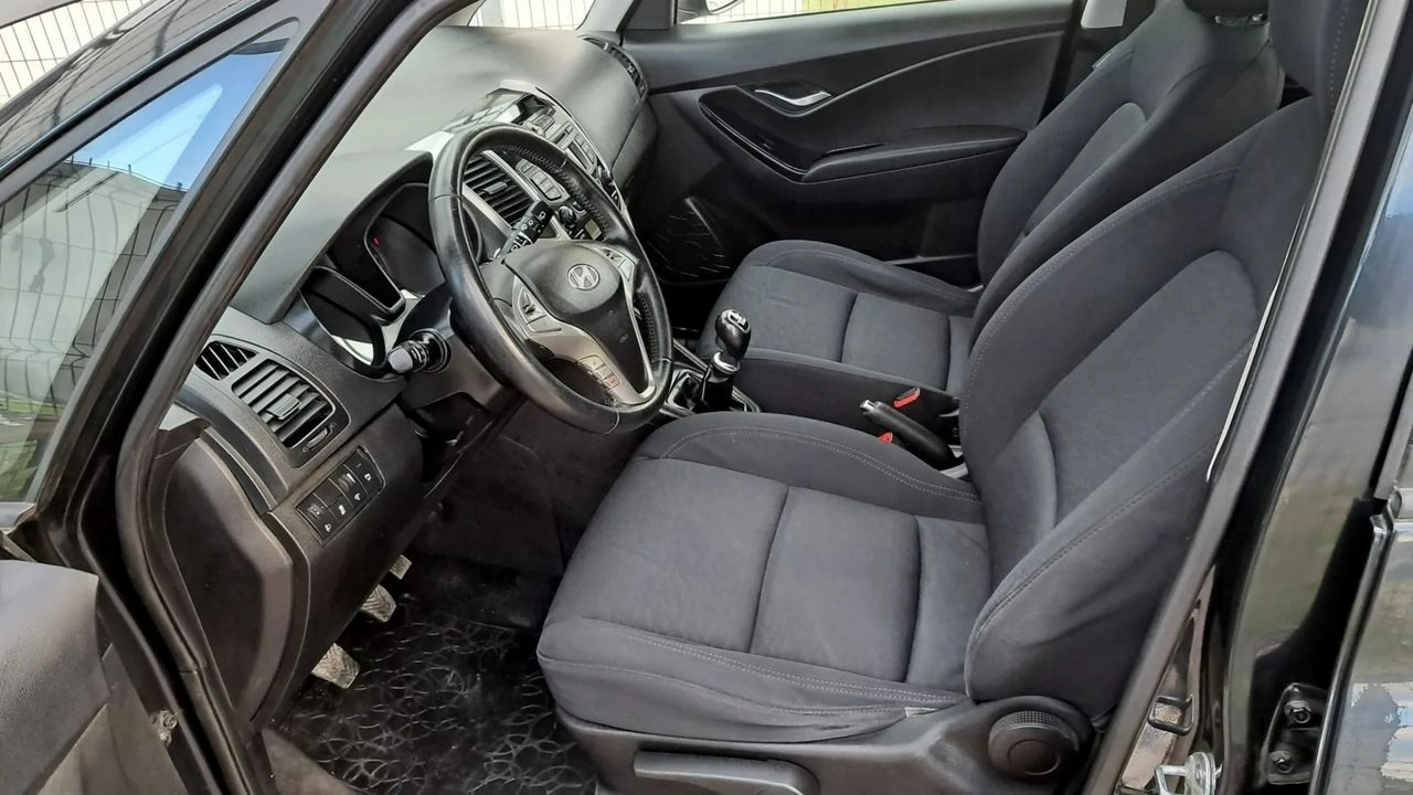 Hyundai ix20 - Zdjęcie 13