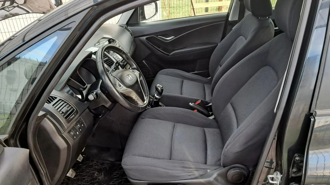 Hyundai ix20 - Zdjęcie 14