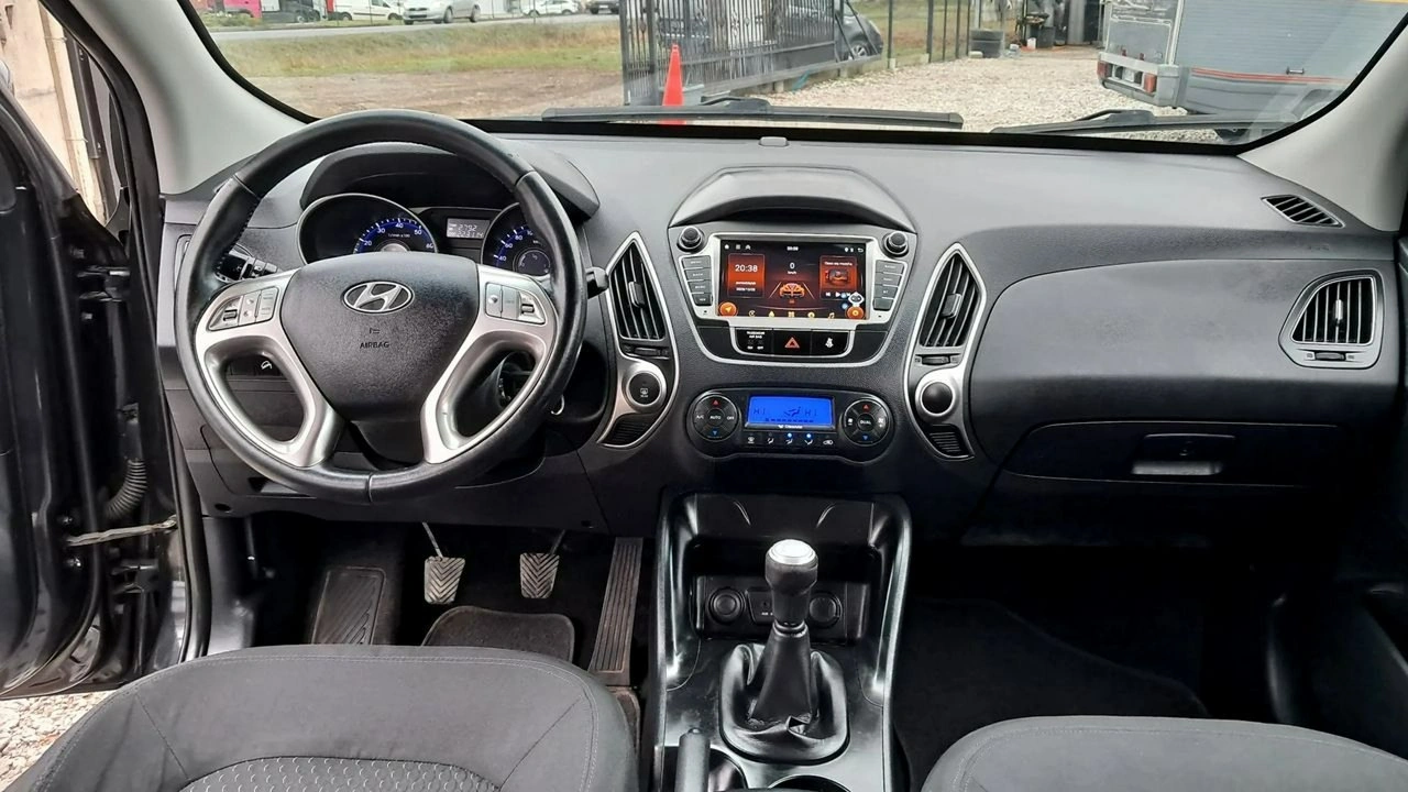 Hyundai ix35 - Zdjęcie 18