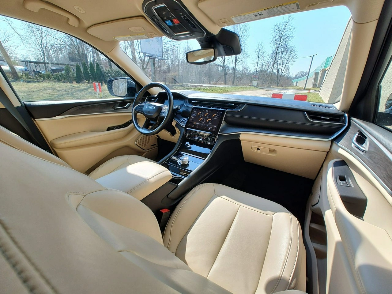 Jeep Grand Cherokee - Zdjęcie 9