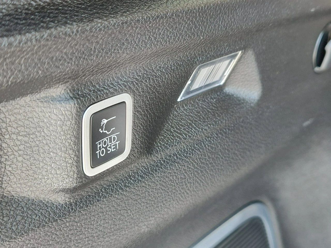 Jeep Grand Cherokee - Zdjęcie 29