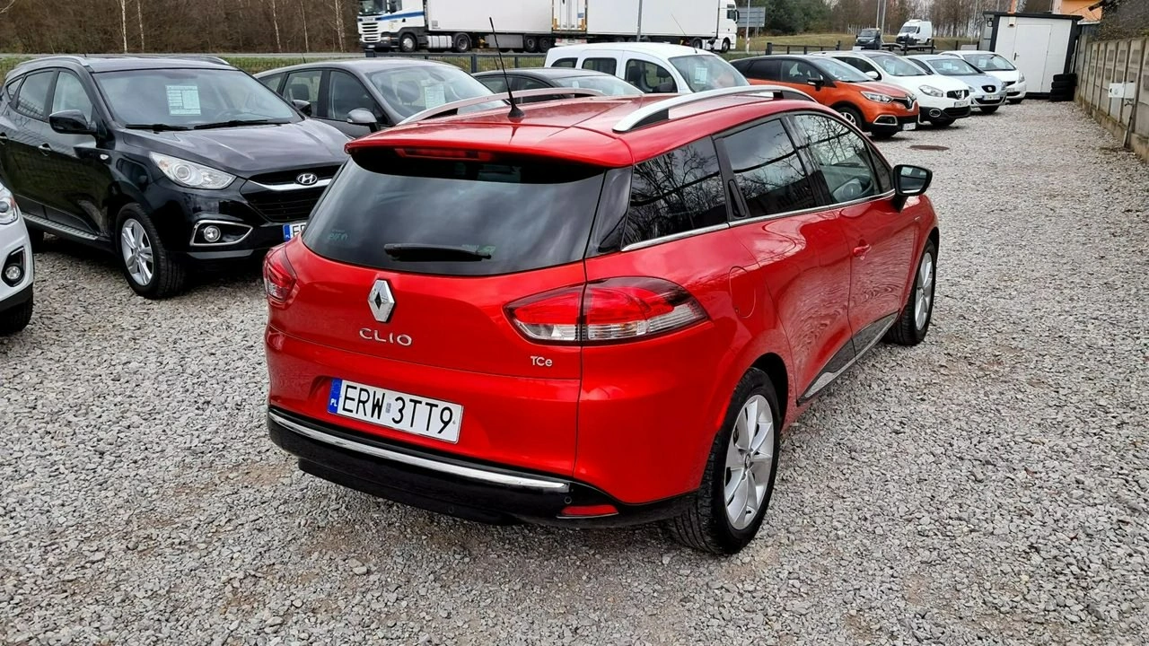 Renault Clio - Zdjęcie 21