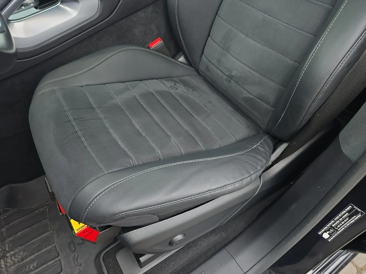 Mercedes GLE 350 de - Zdjęcie 11