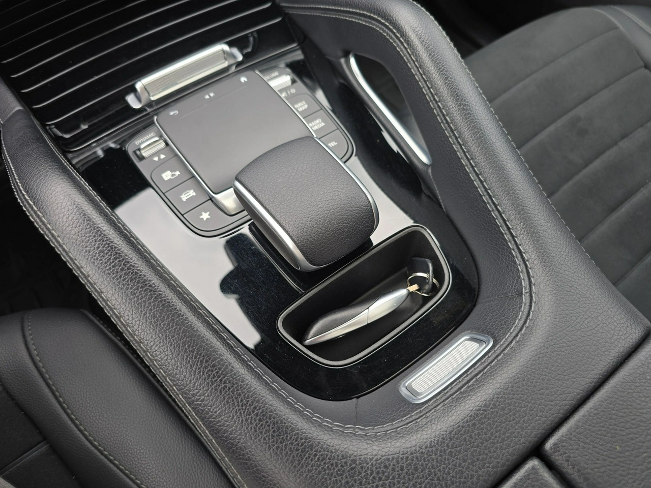 Mercedes GLE 350 de - Zdjęcie 13