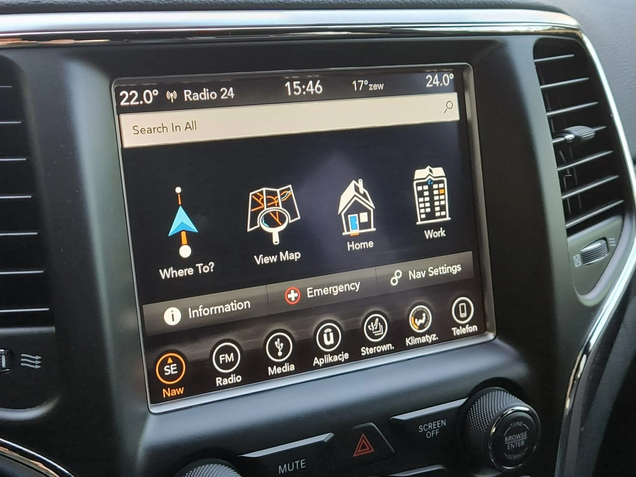 Jeep Grand Cherokee - Zdjęcie 14