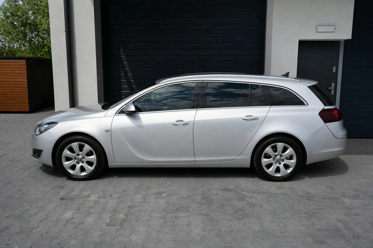 Opel Insignia - Zdjęcie 9