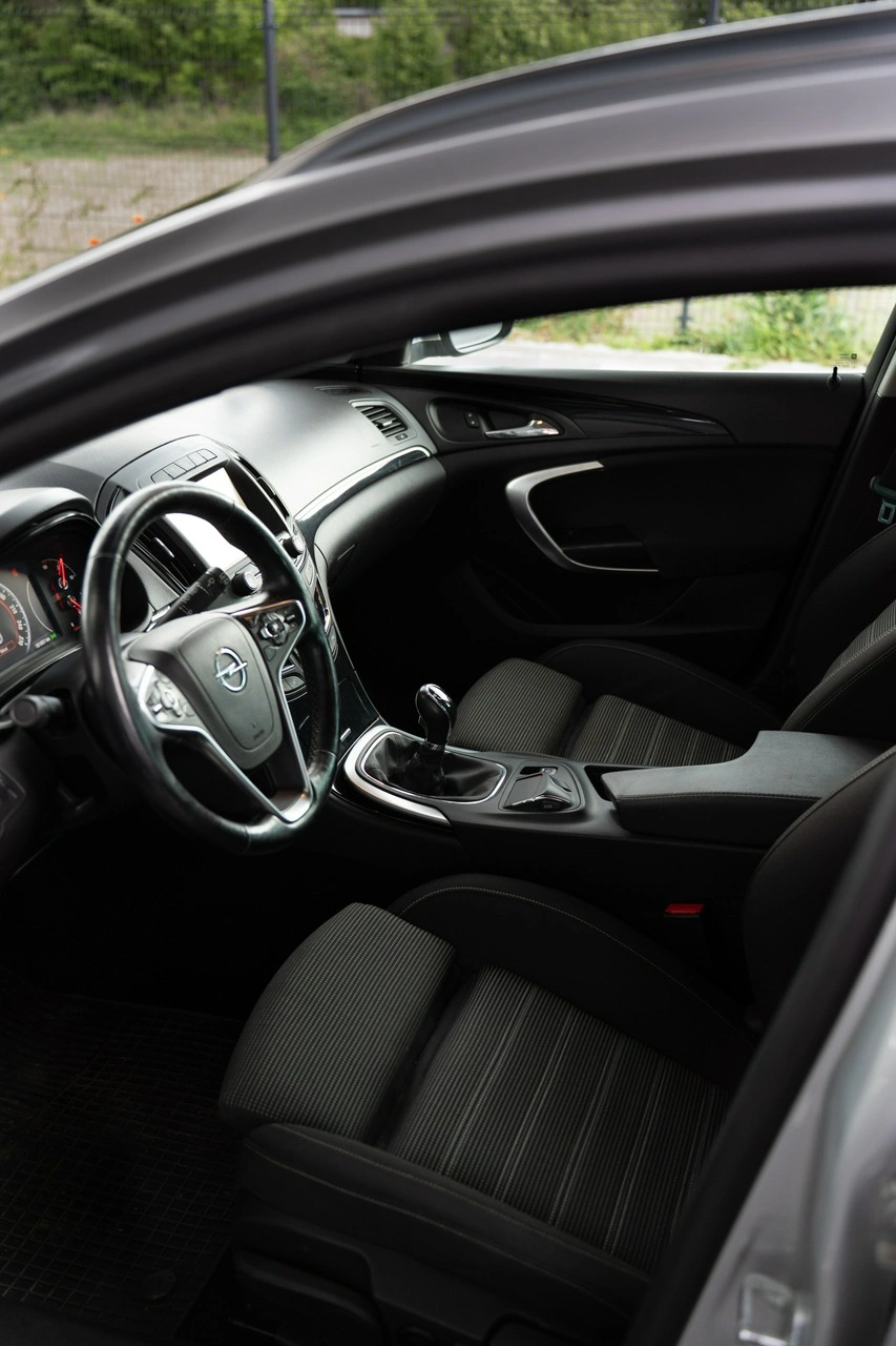 Opel Insignia - Zdjęcie 12