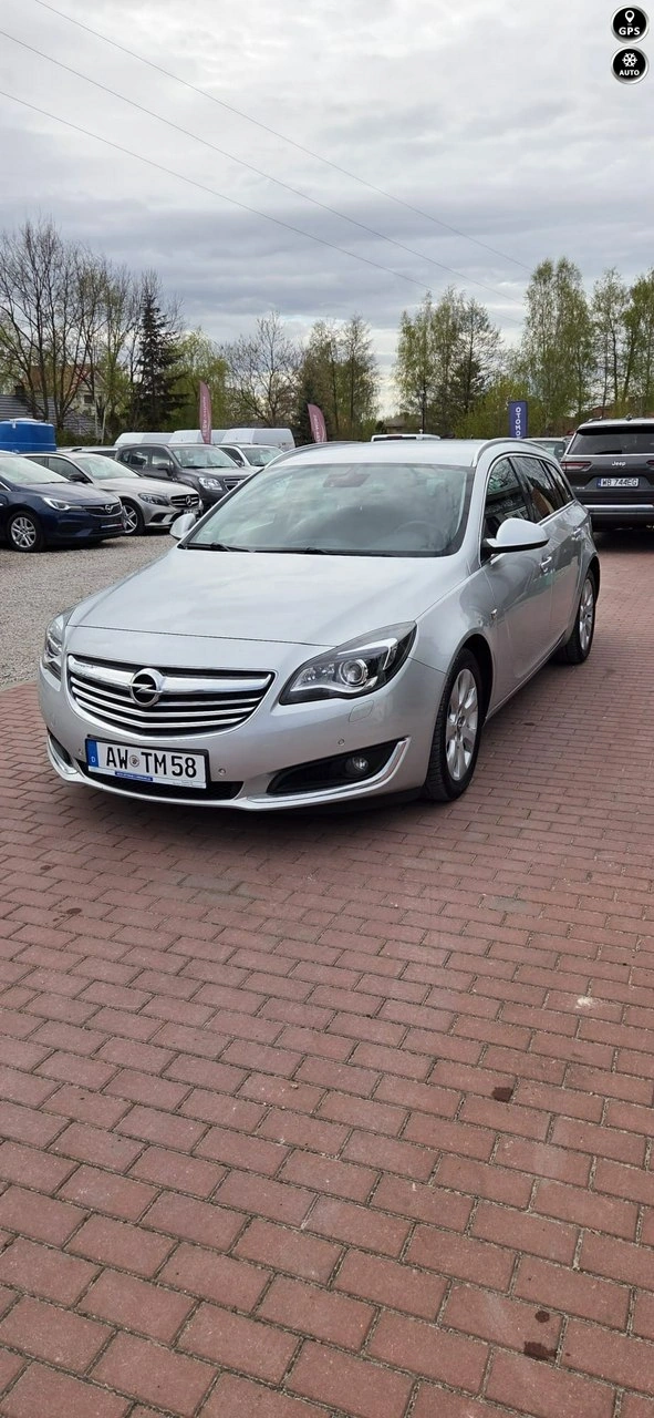 Opel Insignia - Główne zdjęcie