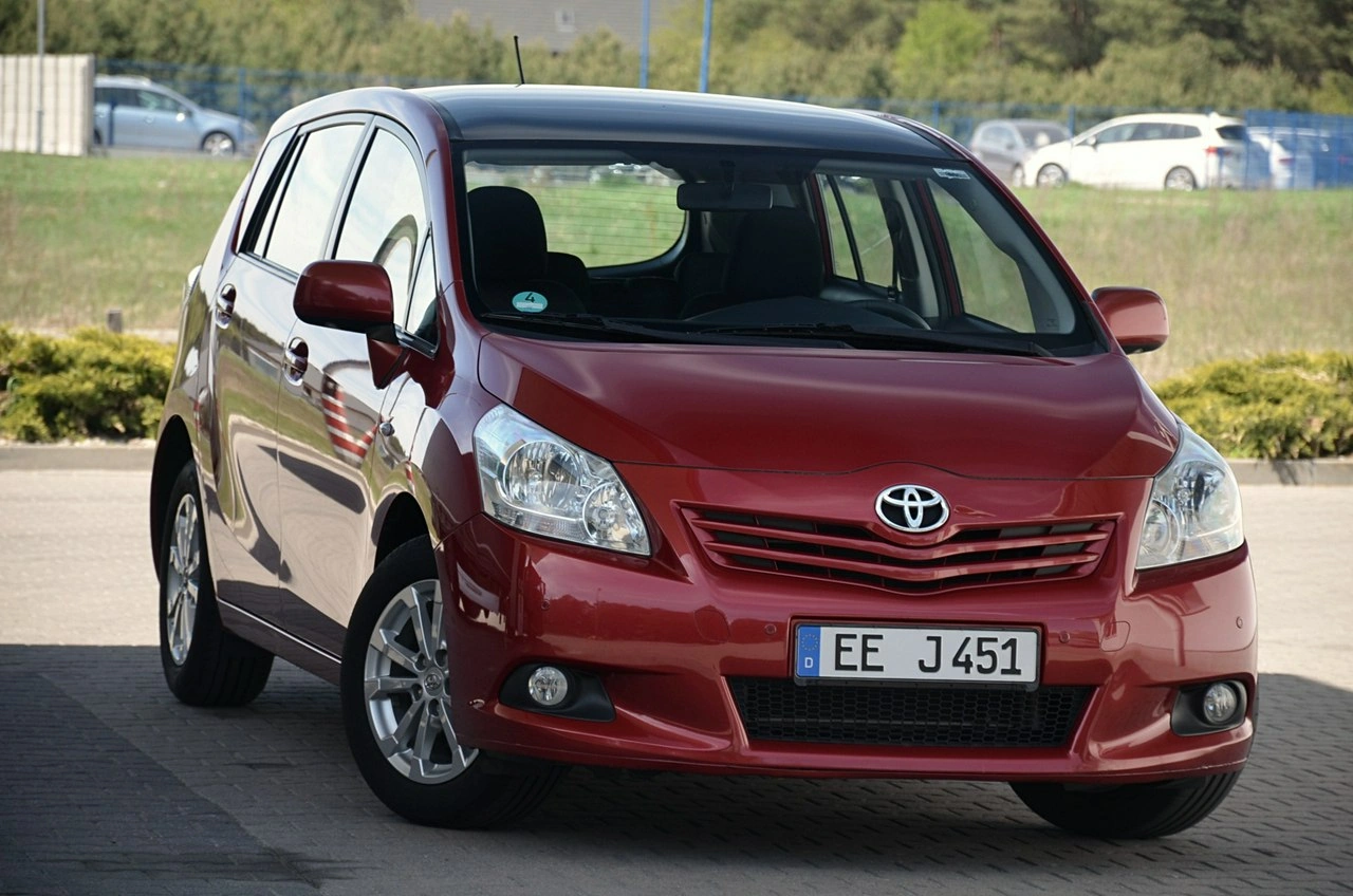 Toyota Verso - Główne zdjęcie