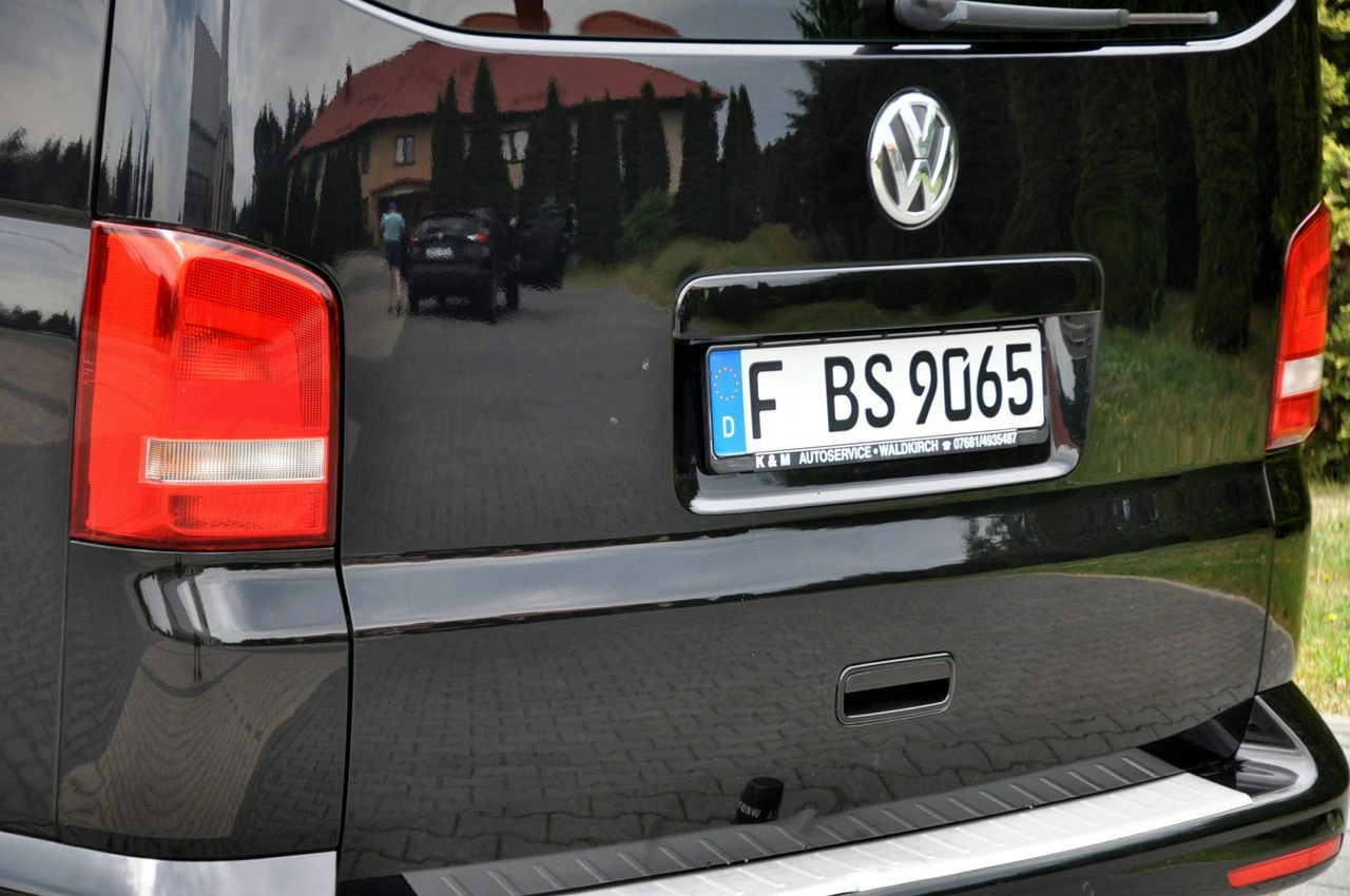 Volkswagen Multivan - Zdjęcie 15