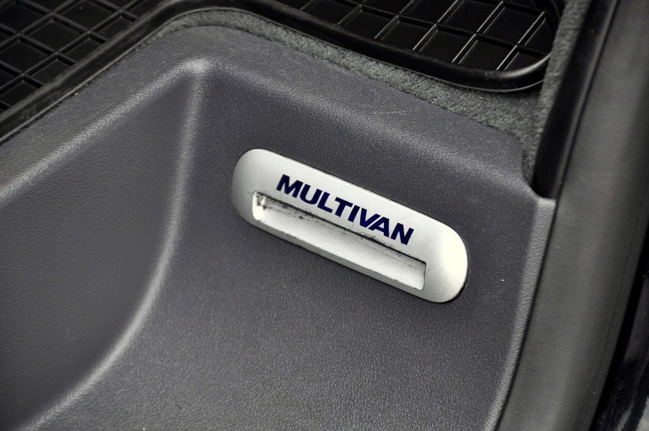 Volkswagen Multivan - Zdjęcie 18