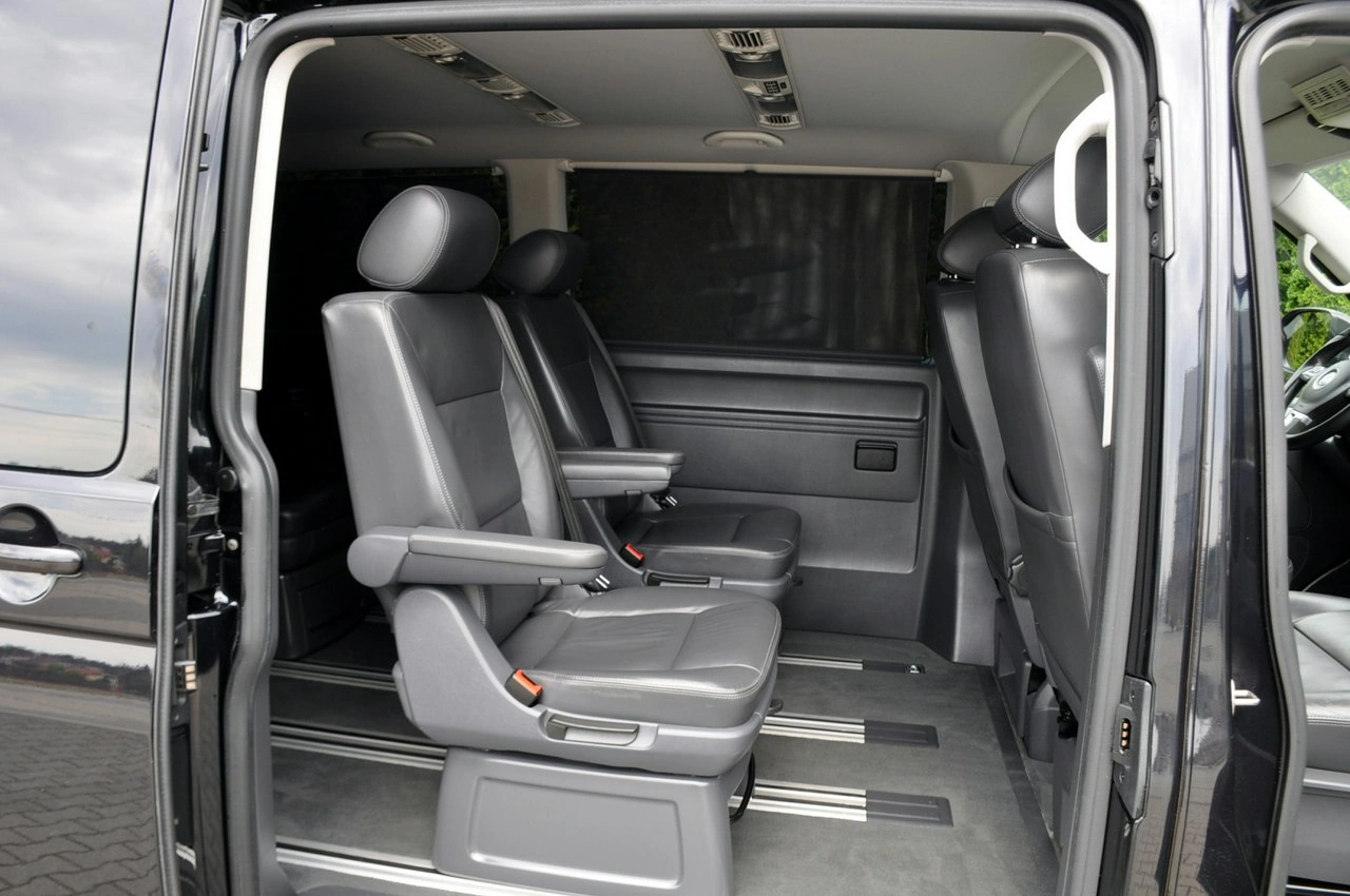 Volkswagen Multivan - Zdjęcie 19