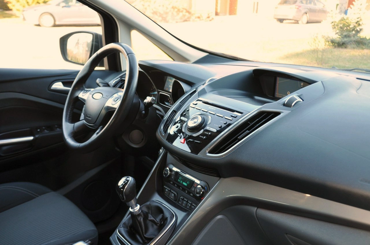 Ford C-MAX - Zdjęcie 17