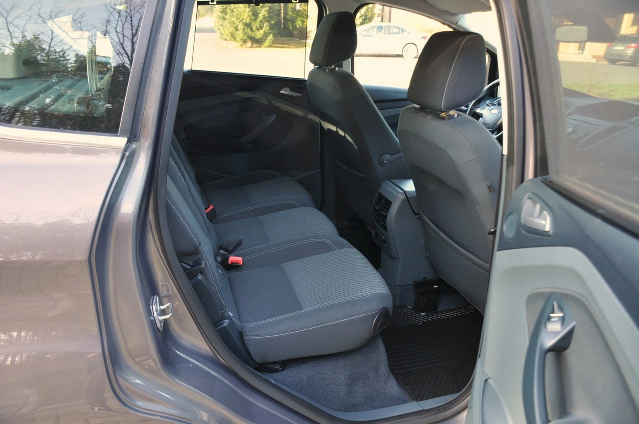 Ford C-MAX - Zdjęcie 18