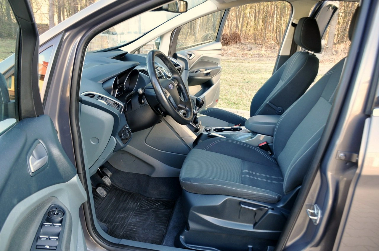 Ford C-MAX - Zdjęcie 21