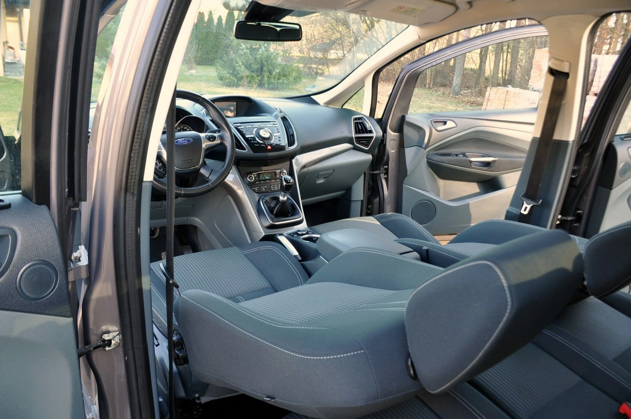 Ford C-MAX - Zdjęcie 27