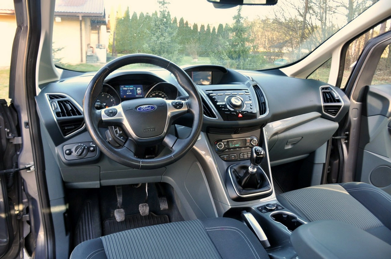 Ford C-MAX - Zdjęcie 28
