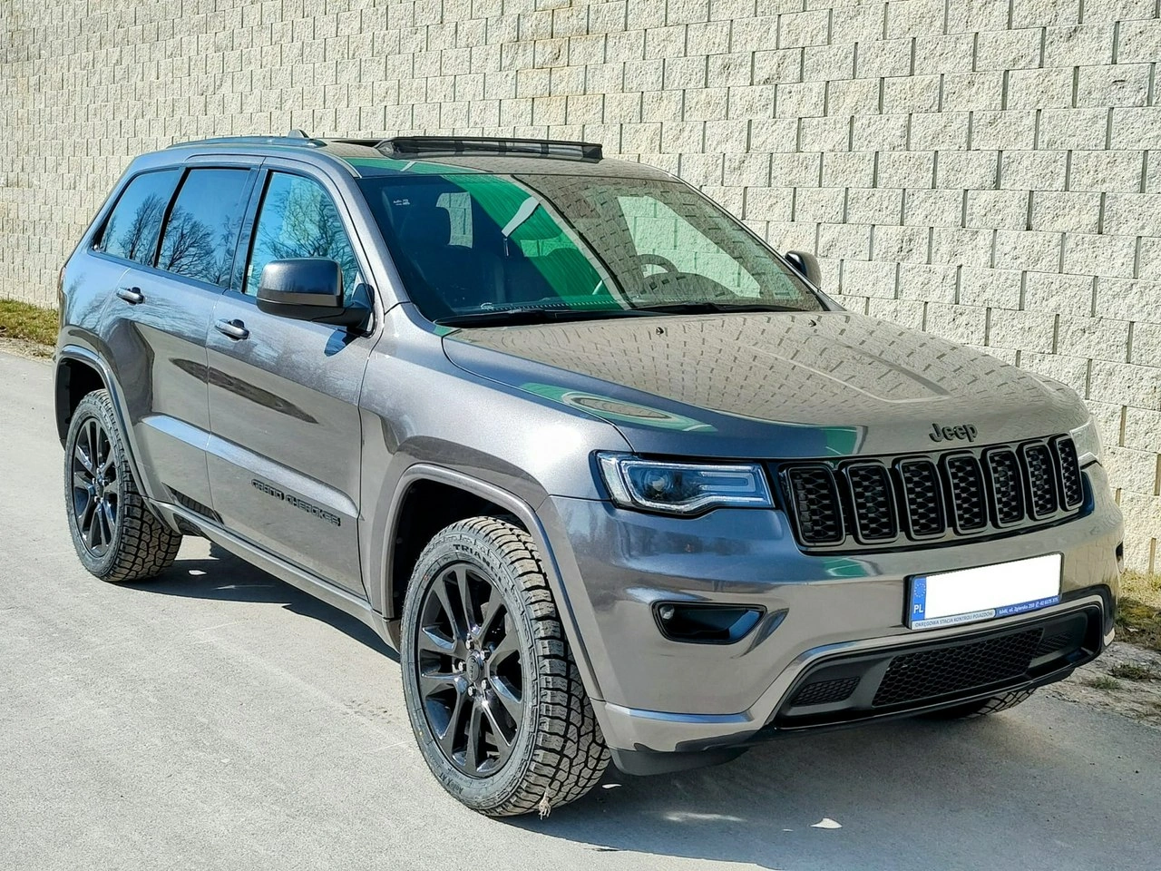 Jeep Grand Cherokee - Główne zdjęcie