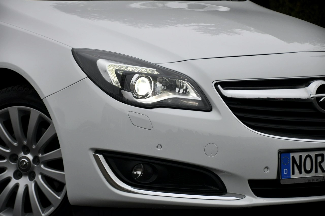 Opel Insignia - Zdjęcie 11