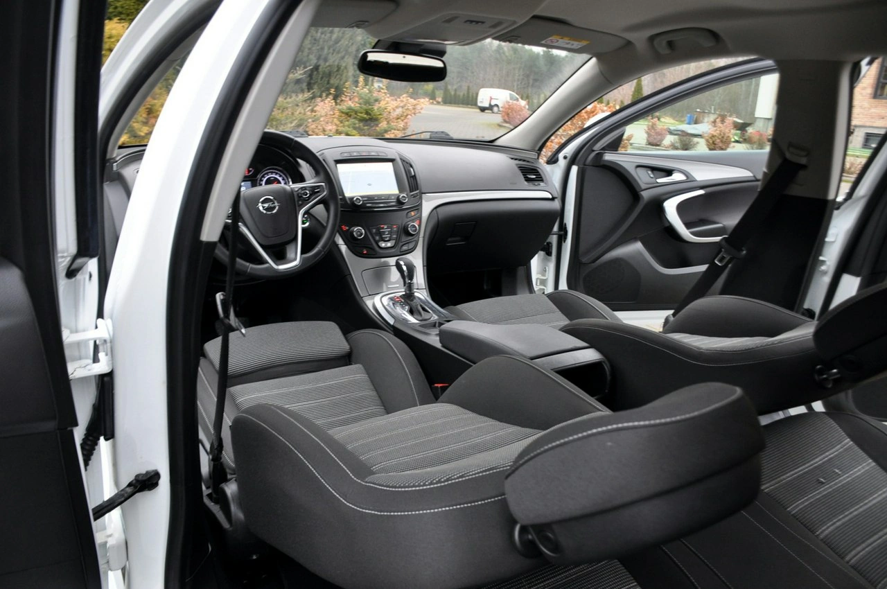 Opel Insignia - Zdjęcie 26