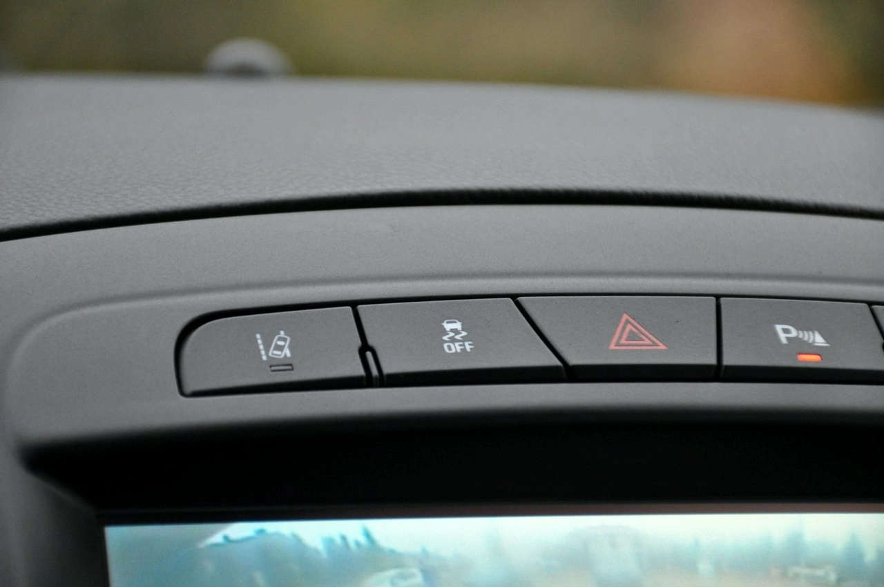 Opel Insignia - Zdjęcie 29