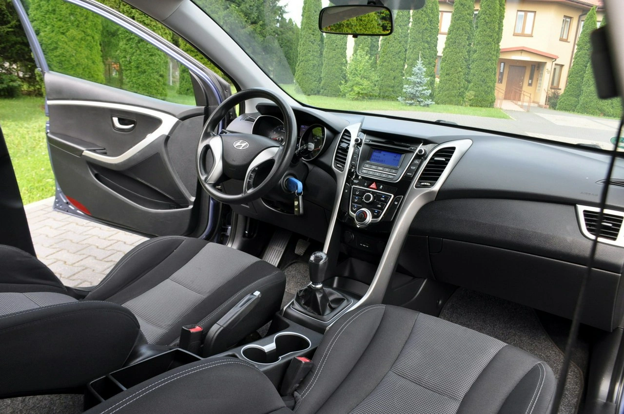 Hyundai i30 - Zdjęcie 23