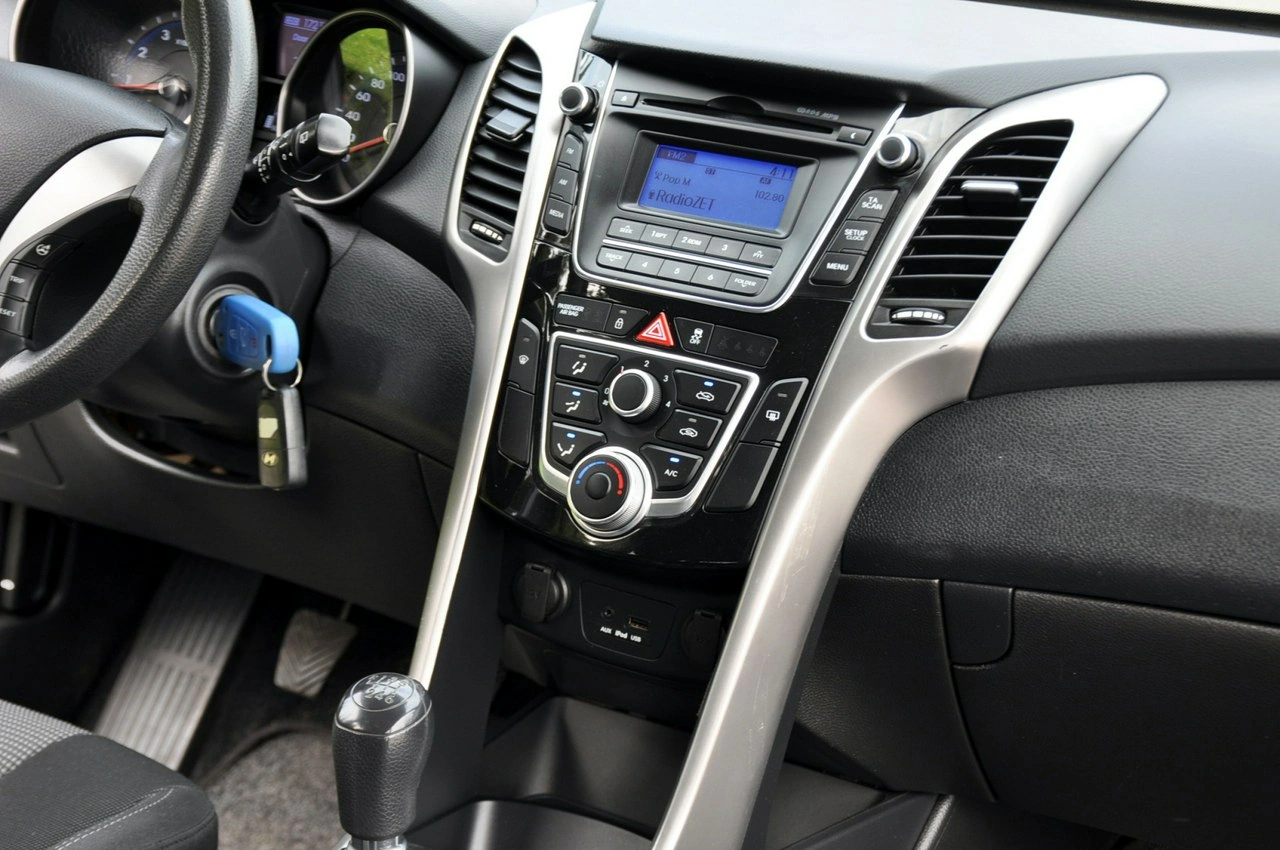 Hyundai i30 - Zdjęcie 25