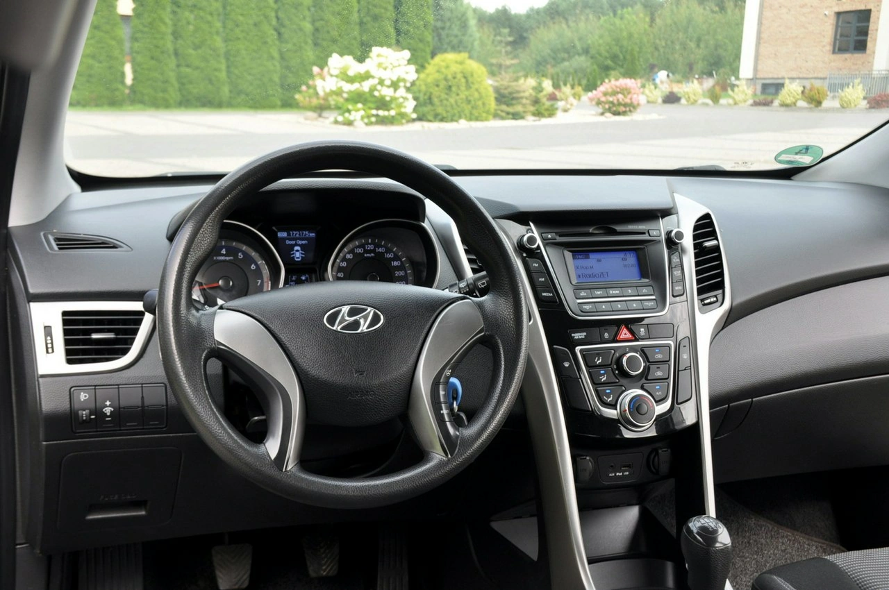 Hyundai i30 - Zdjęcie 28