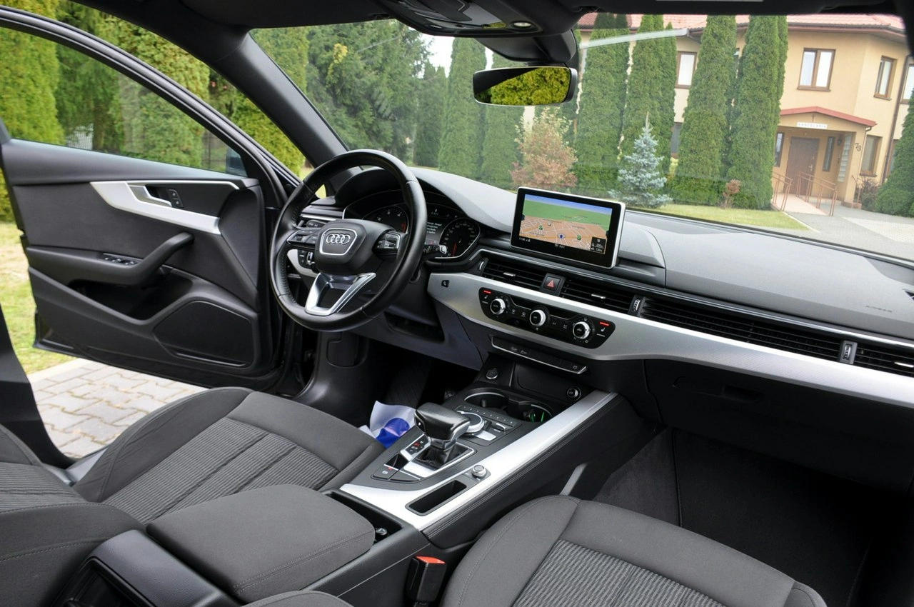 Audi A4 - Zdjęcie 23