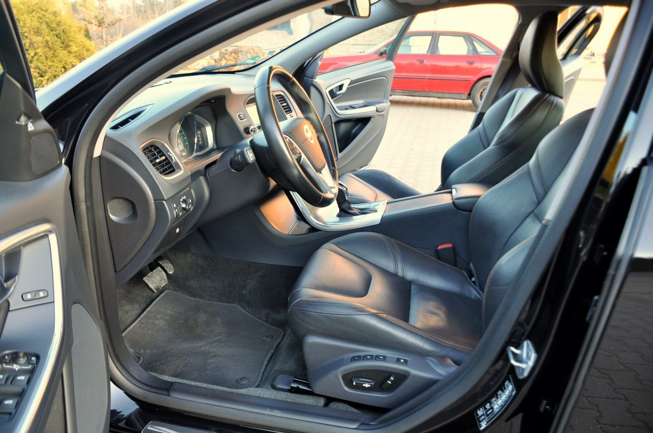 Volvo S60 - Zdjęcie 20