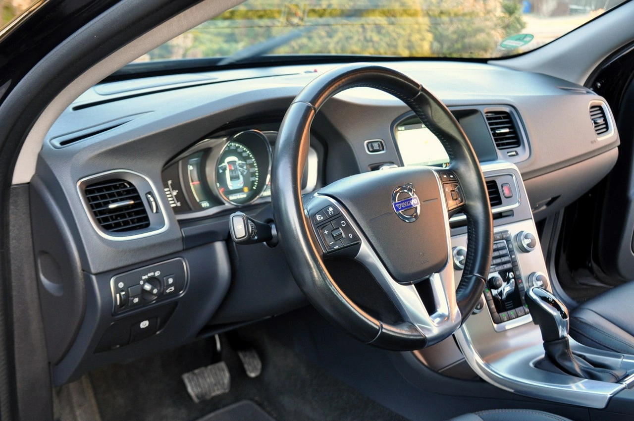 Volvo S60 - Zdjęcie 21