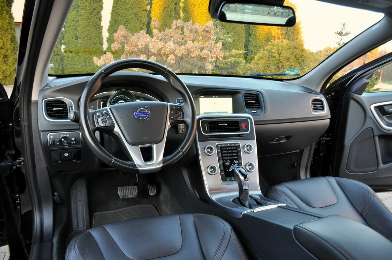 Volvo S60 - Zdjęcie 28