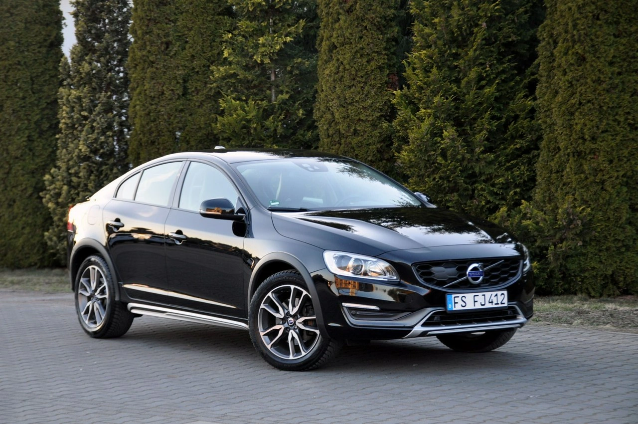 Volvo S60 - Zdjęcie 2