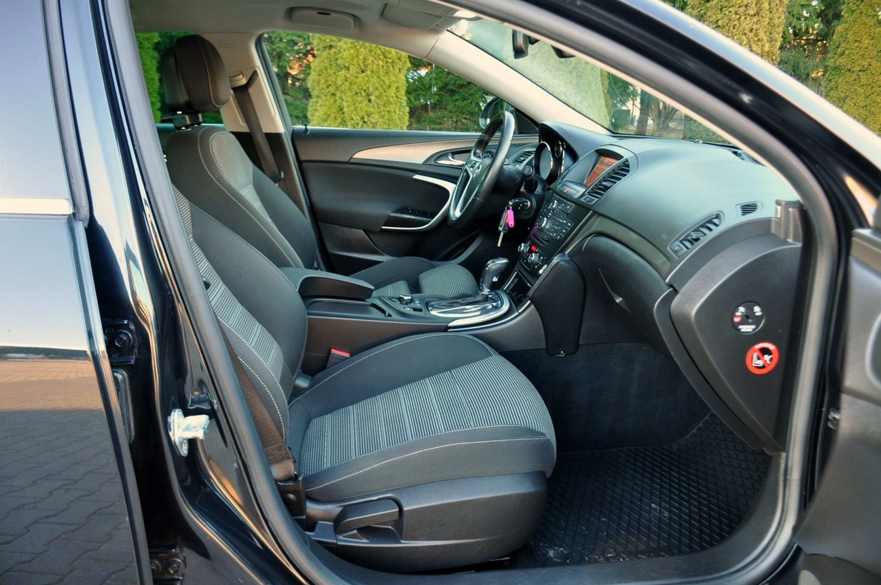 Opel Insignia - Zdjęcie 16