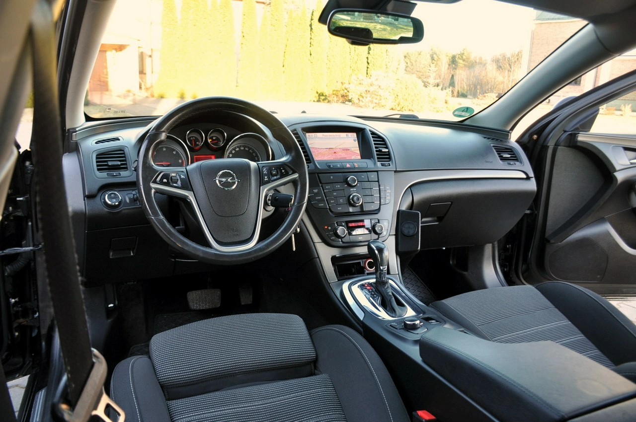 Opel Insignia - Zdjęcie 27