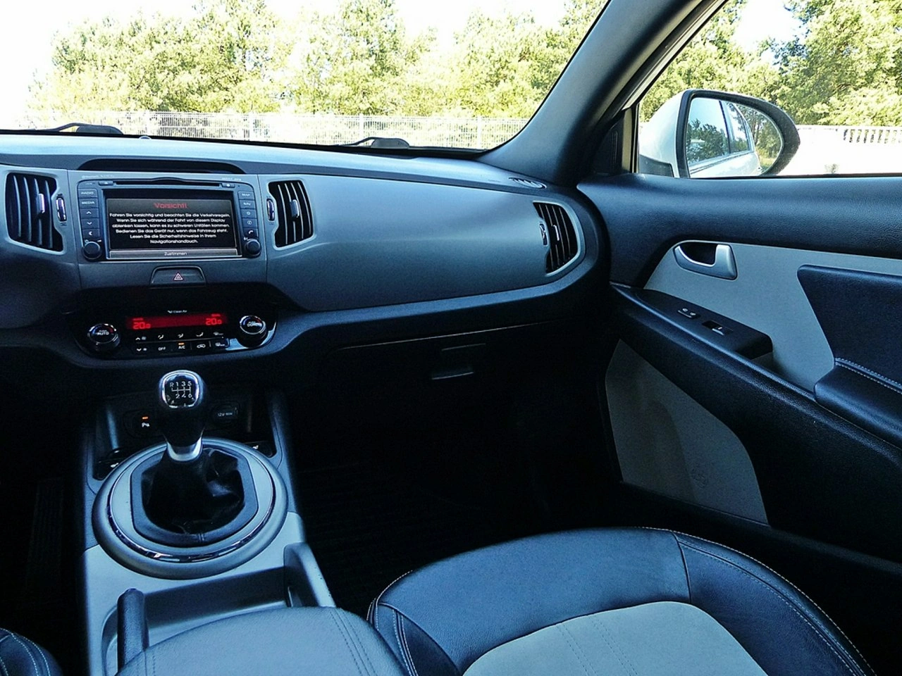 Kia Sportage - Zdjęcie 36