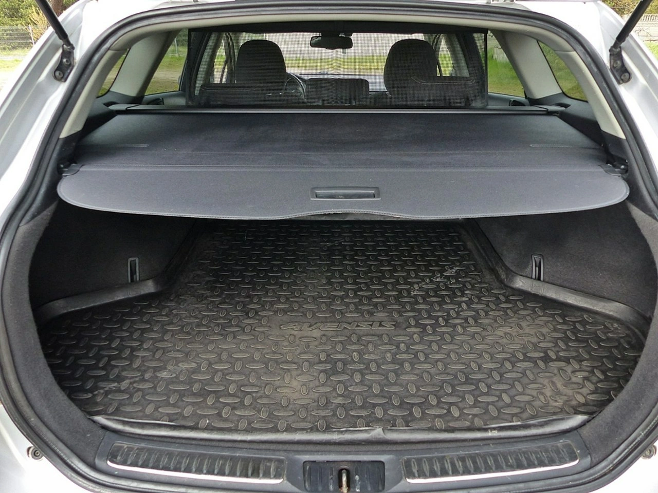 Toyota Avensis - Zdjęcie 10