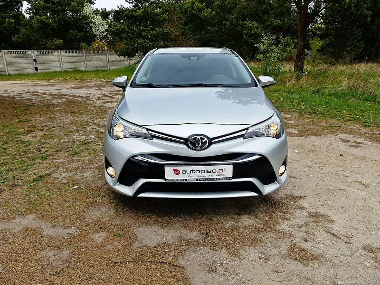 Toyota Avensis - Zdjęcie 1