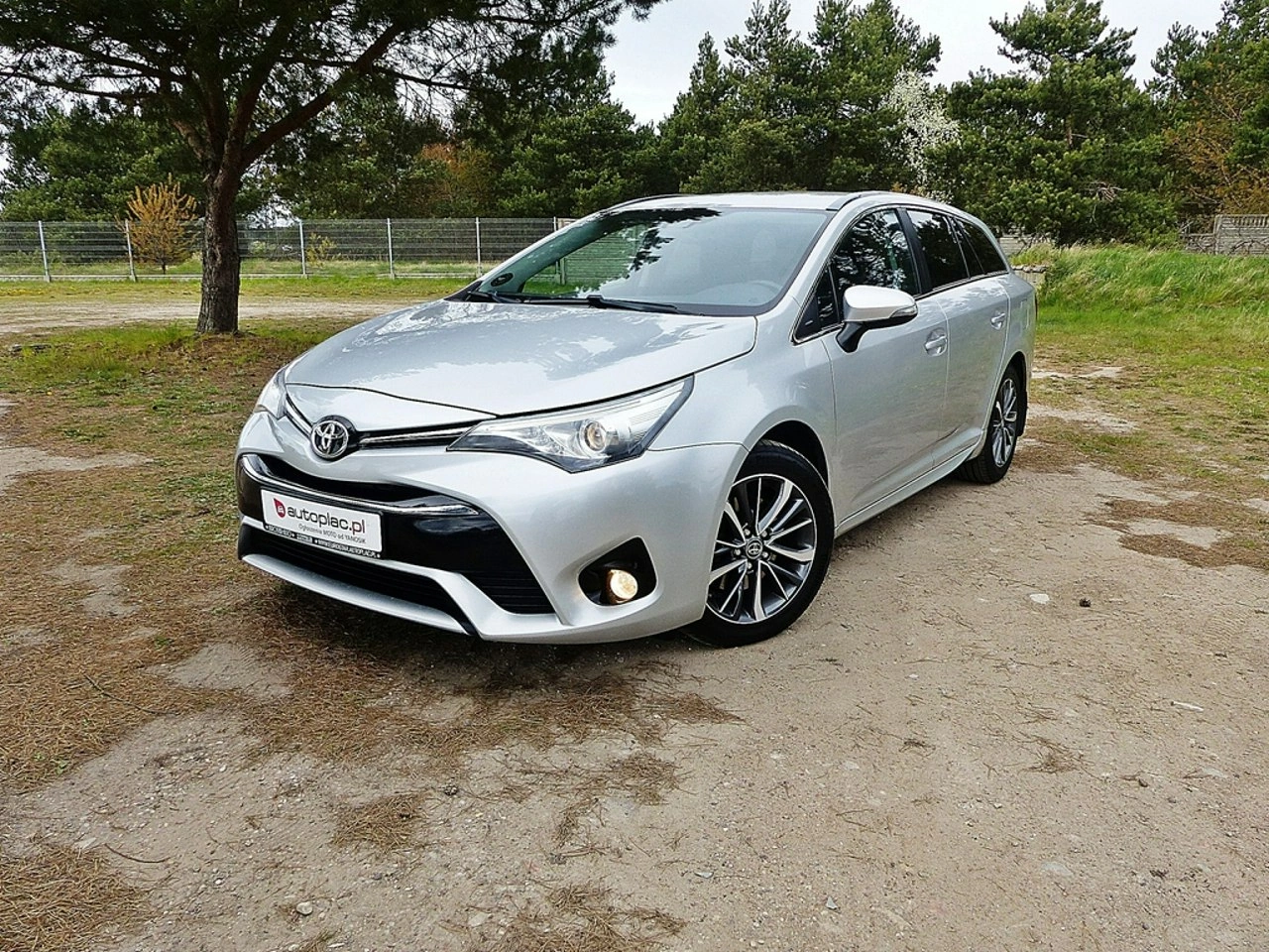 Toyota Avensis - Zdjęcie 39