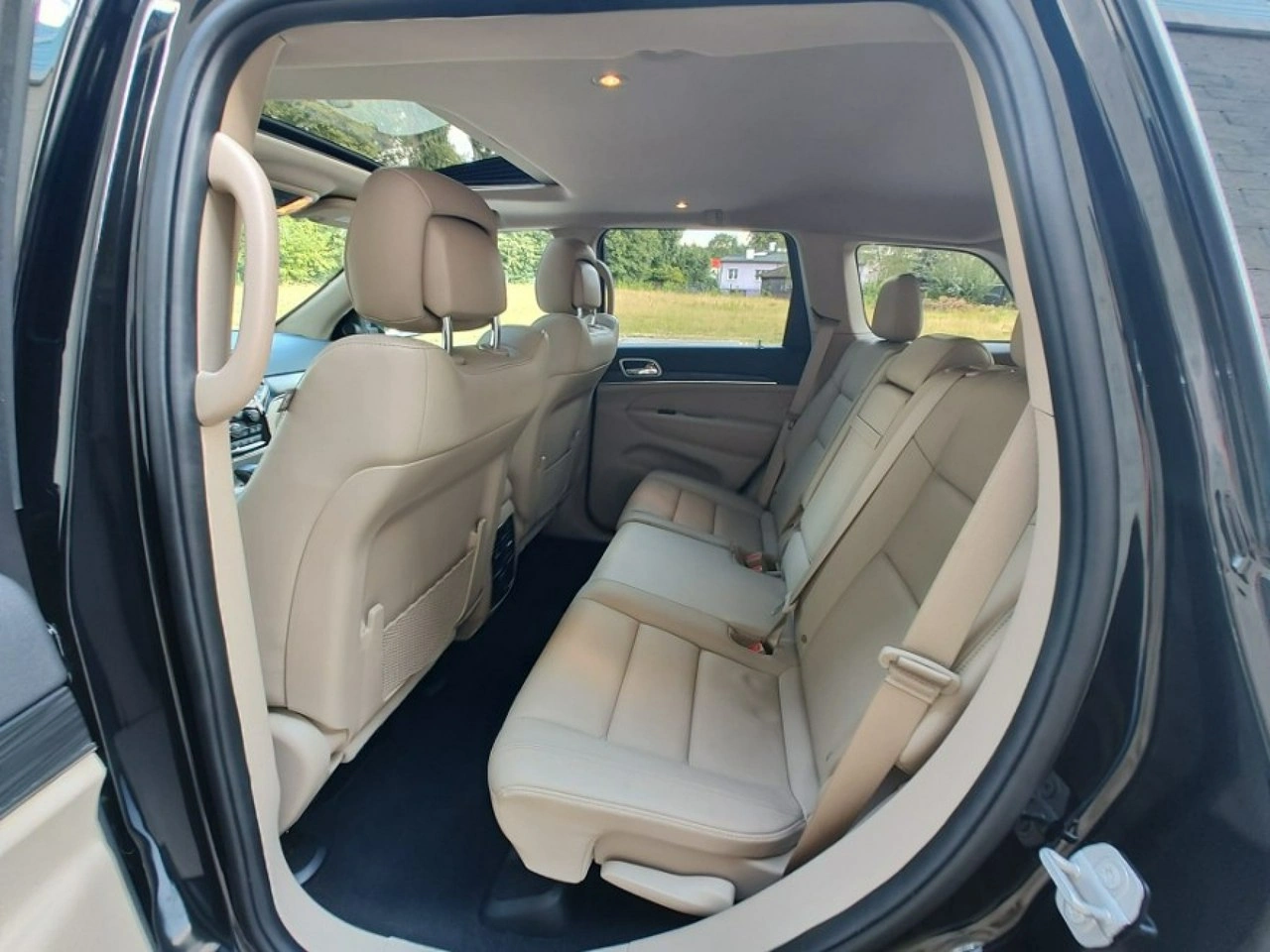 Jeep Grand Cherokee - Zdjęcie 21