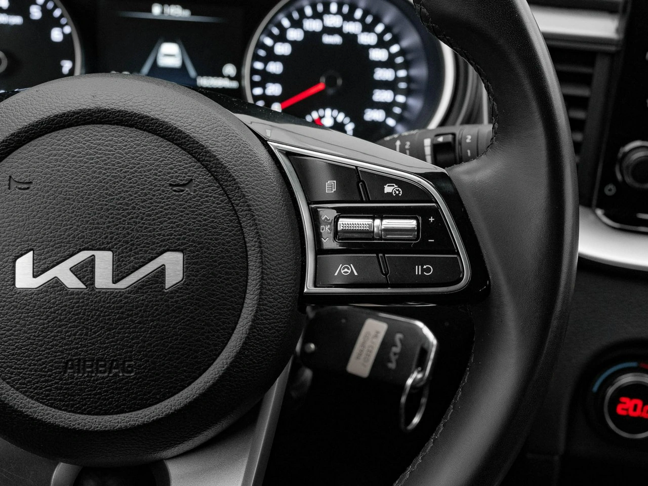 Kia Ceed - Zdjęcie 13