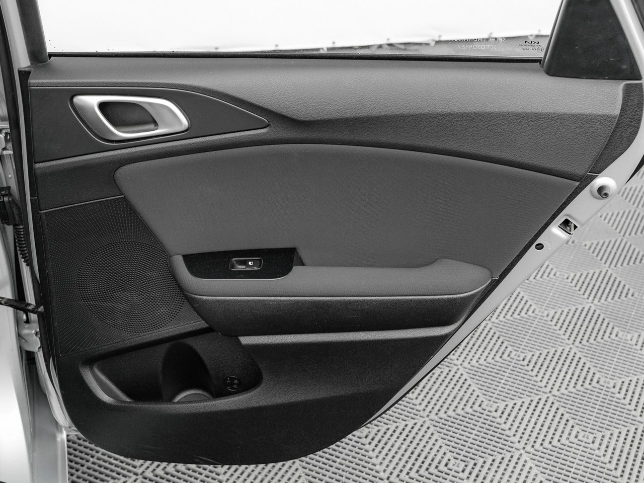 Kia Ceed - Zdjęcie 24