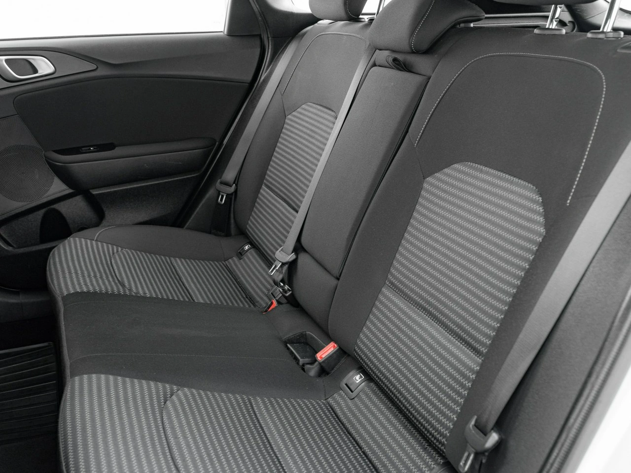 Kia Ceed - Zdjęcie 24