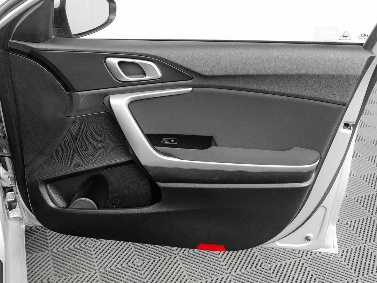 Kia Ceed - Zdjęcie 27