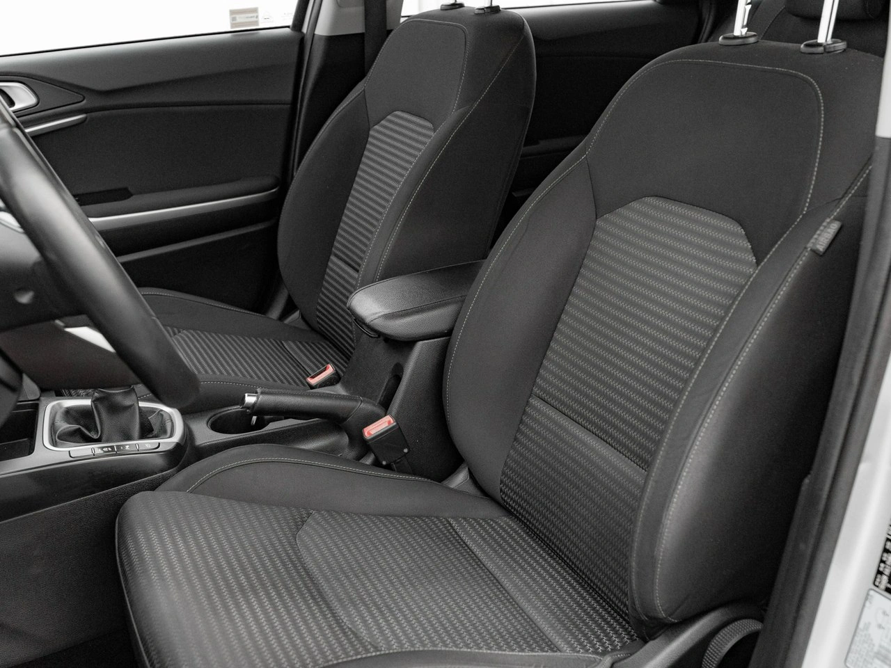 Kia Ceed - Zdjęcie 13